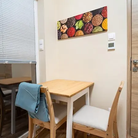 Palmy Apartment