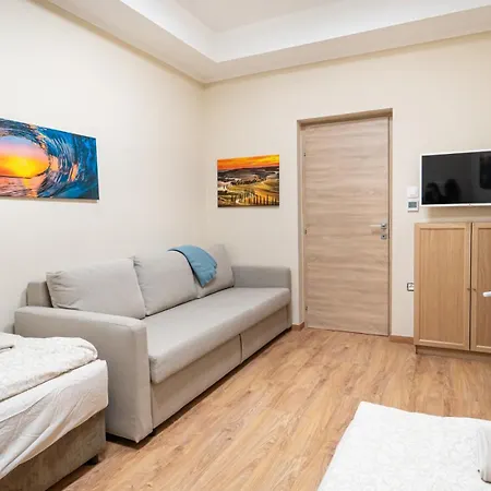 Palmy Apartment Dunakeszi