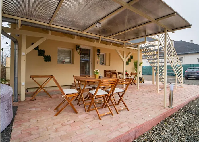 Palmy Apartment Dunakeszi